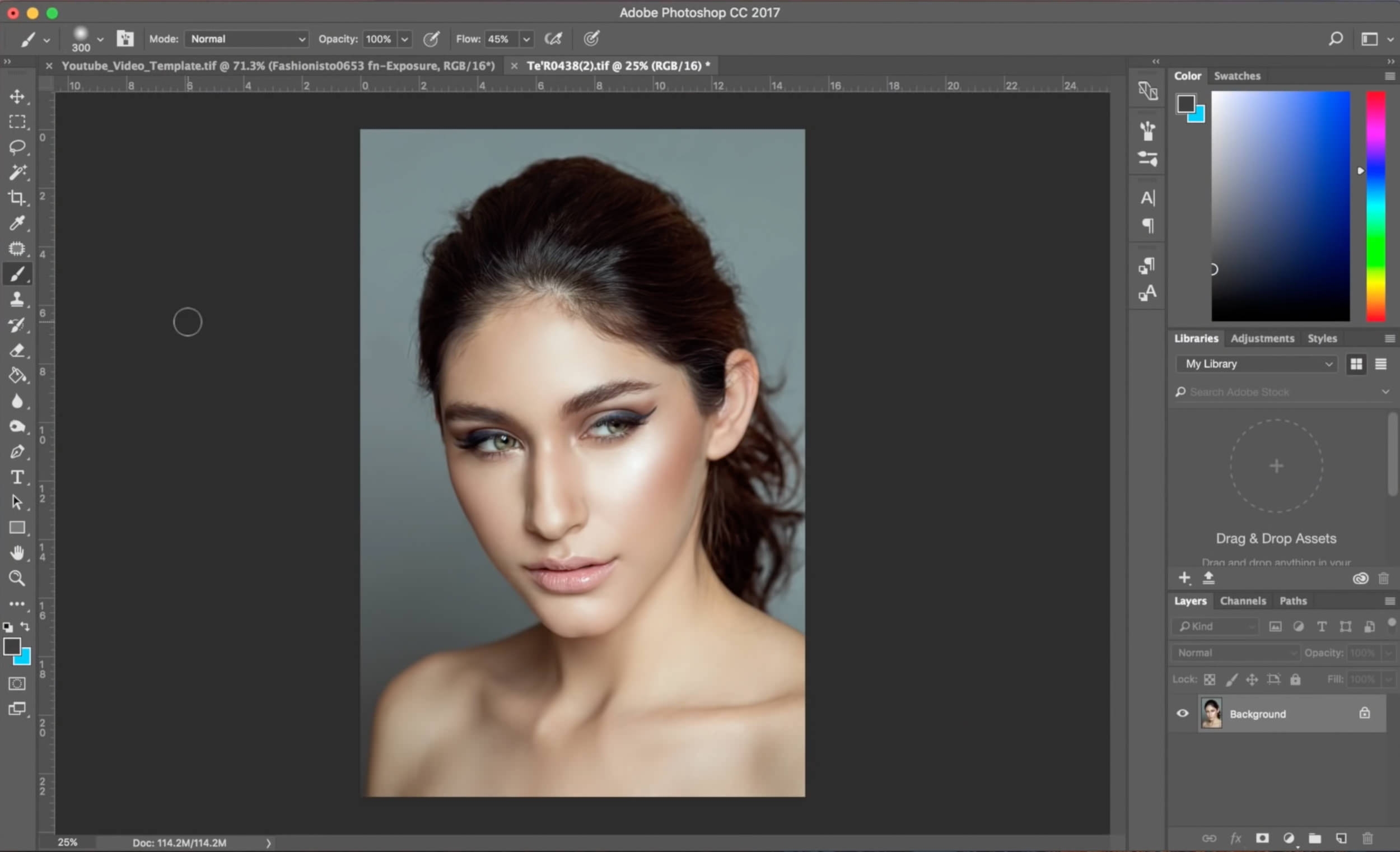 change picture background color