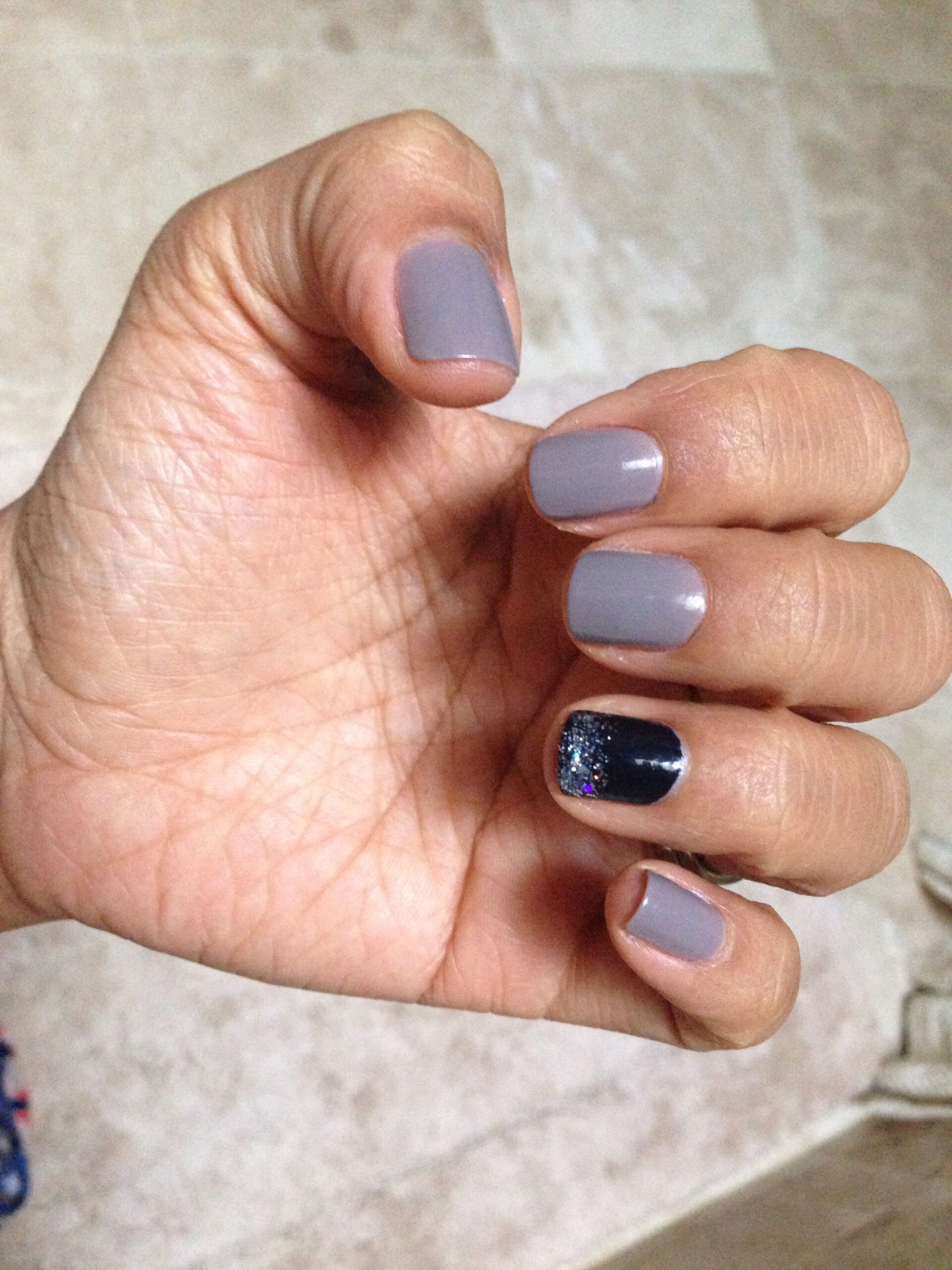 What Color Nail Polish With Navy Blue Dress For A Wedding